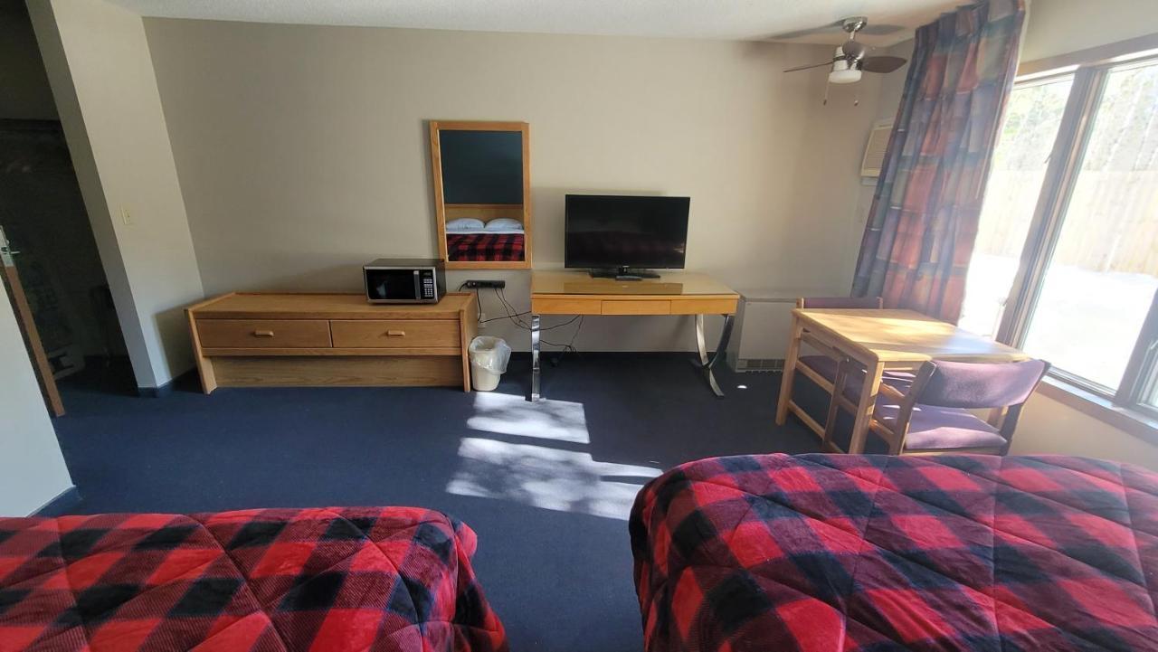 Lumberjack Inn Hayward Zewnętrze zdjęcie